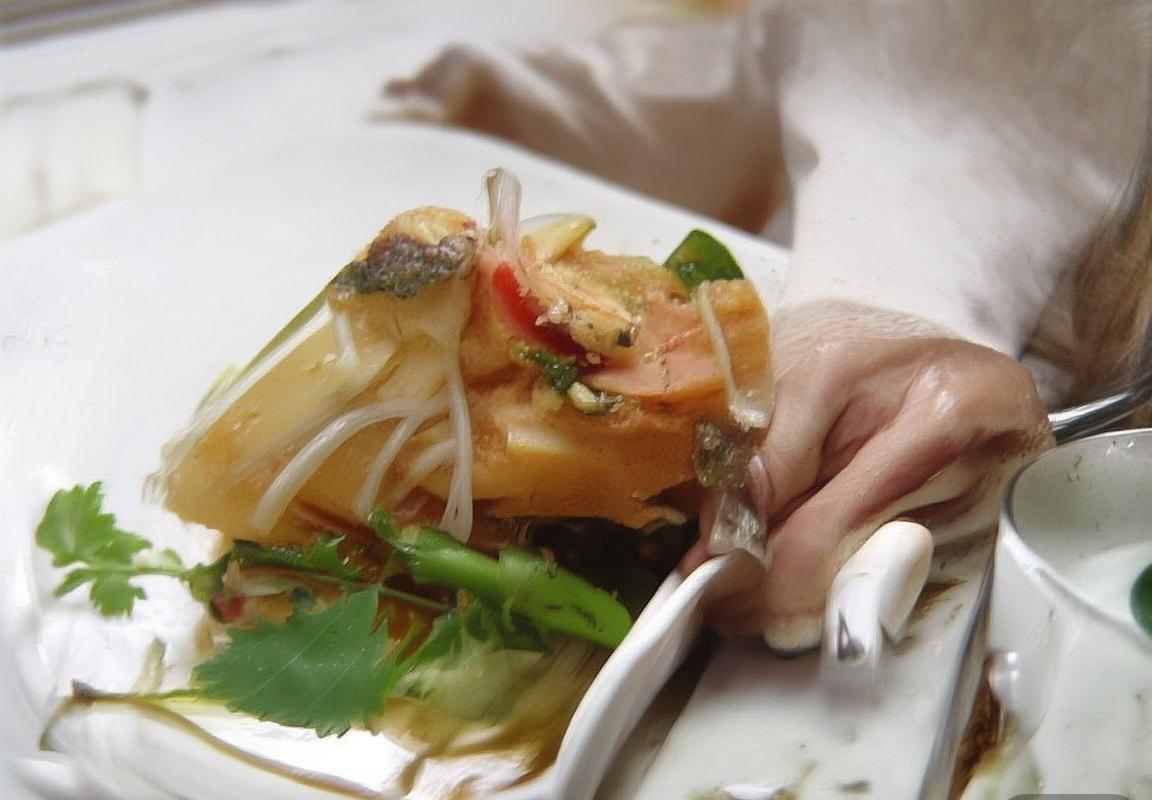 巴萨河床友谊赛：诺坎普激情对决前瞻解析